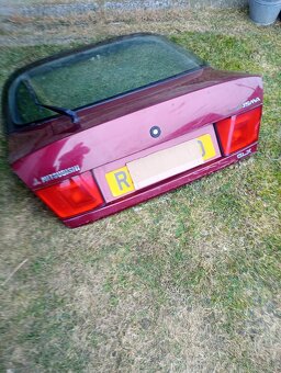 Mitsubishi Carisma kufor - 2