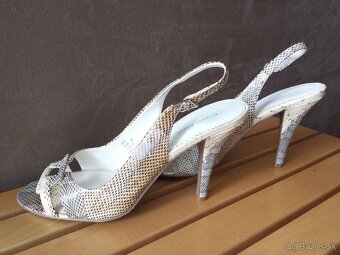 Sandále Calvin Klein č. 39 - 2