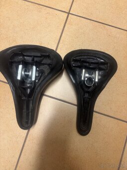 Preďám 2 retro sedane na bicykel - 2