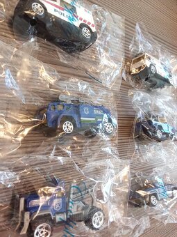 sada 6 ks autíčok polícia - 2