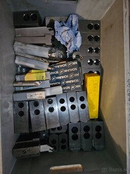 Výbava na CNC sústruh - 2