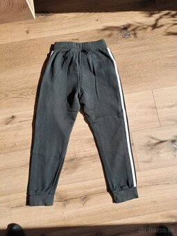 Predam detske teplaky Adidas - 2