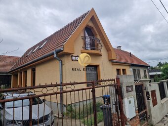 Na PREDAJ RD vhodný pre dve rodiny aj na firmu Nitra - Čermá - 2