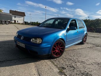 Golf 4 - 2