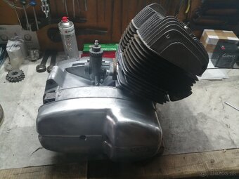 Motor jawa 623 - 2