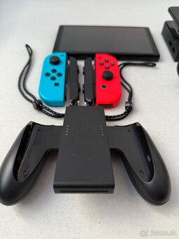 Nintendo Switch OLED 64 GB – Neon Red/Blue - 2