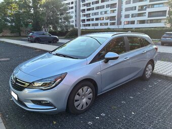Predám Opel Astra K Combi 1.4 Turbo Benzin 92kW MT6 (2017) - 2