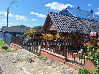 PREDAJ – Rodinný dom s garážou a altánkom – ČERVENÁ VODA - 2