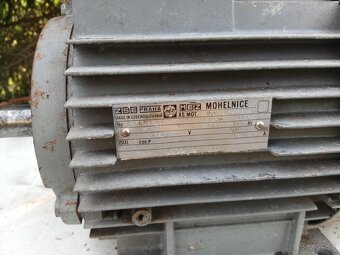 Elektromotor 0,75kW , 685ot. - 2