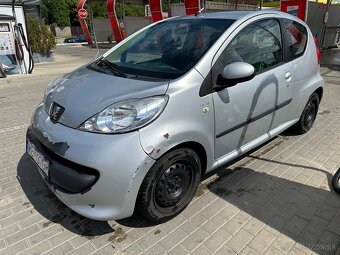 Peugeot 107 1l benzín 50kw predám/prenájmem - 2