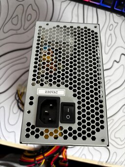 PC zdroj 550w - 2