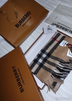 Burberry Classic Šál - 2