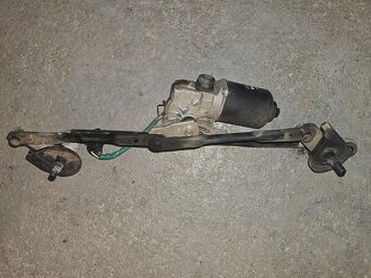 Motorček predných stieračov Hyundai i20 98110-1J000 - 2