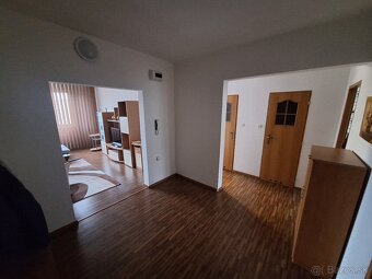 Predaj ,Prenájom 3 izbový byt - 2