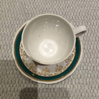 Porcelánová šálka + podšálka - 2