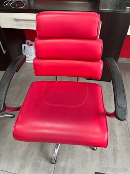 Kadernícke kreslá - 2