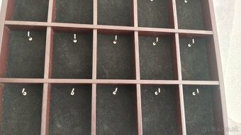 Skřinka - box - organizer na KAPESNÍ hodinky - 2