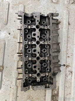 2.0 HDi 96-120kw Hlava motora - 2