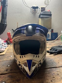 Motocross prilba - 2