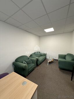 🏢 Prenájom kancelárie v centre Humenného - 2