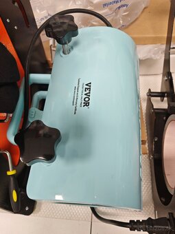 Automatický tepelný lis VEVOR+ lis na hrnceky/termosky - 2