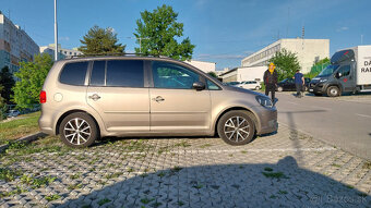 Touran 1.6Tdi - 2