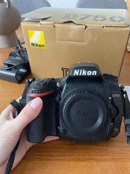 Predám zrkadlovku Nikon D750 a príslušenstvo - 2