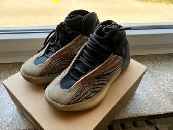 Adidas Yeezy QNTM - 2