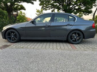 BMW e90 325i - 2
