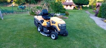 Zahradny traktor STIGA ---- POZOR----- 4x4 - 2