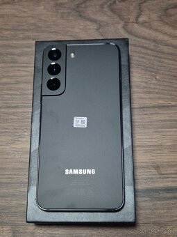 Samsung Galaxy S22 - 2