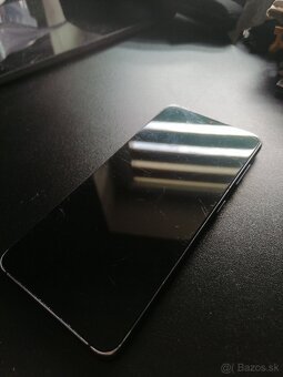 Samsung S21 5g na náhradné diely - 2