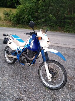 Suzuki Dr 650 č - 2