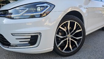 Volkswagen e-Golf 7.5, 100 kW, 2019, 88tkm, LED, ACC - 2