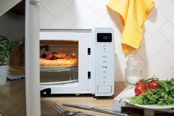 Predám novú mikrovlnku GORENJE + krabica + 2,5 roka ZÁRUKA - 2