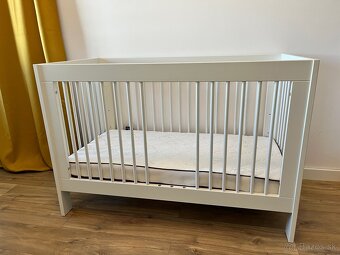 Rastúca detská postielka - 2