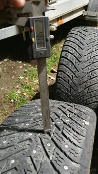 Zimné pneu 225/45 R18 s hrotmi 4KS - 2