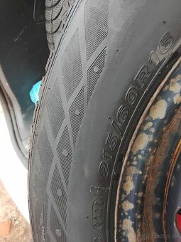 Predám zimné pneumatiky 215/60 R16 - 2