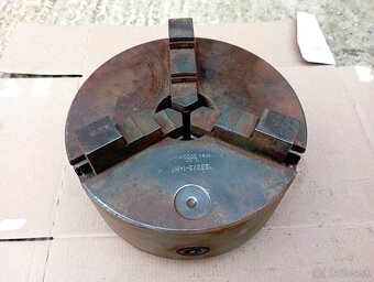 Hlava, sklucovadlo 200mm na sustruh - 2