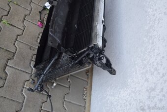 porsche macan 95B turbo 3.6 stena chladicov chladice vetrak - 2