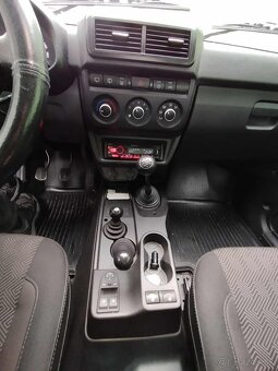 Lada Niva 1,7 4x4 URBAN - LEGEND - 2