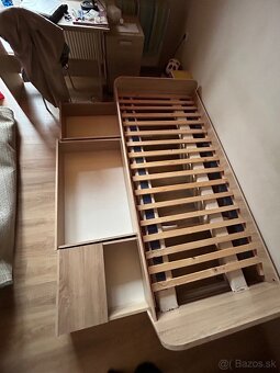 Predám posteľ so zásuvkami 90x200cm - 2