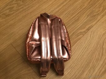 Ruksacik pre malu slenu - 2