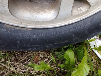 Predam kolesa jeep 225/75-R16 - 2