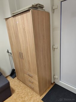 Šatníková skriňa - 2