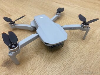 DJI mini 2 SE komplet balenie - 2