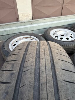 Letné pneumatiky 195/65R15 s elektrónmi. - 2