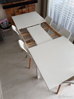 Jedalensky stol so stolickami - 2