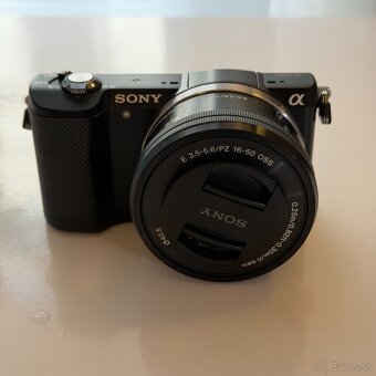 Sony A5000 + 16-50 mm černý - 2