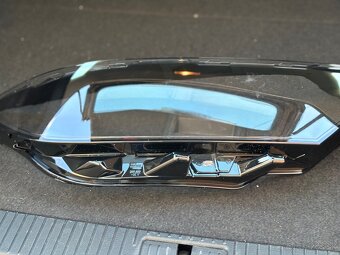 Sklo kryt na svetlo Volkswagen passat B8 pravé (spolujazdec) - 2